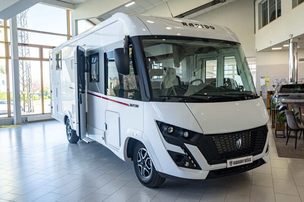 RAPIDO 896F Premium 2026